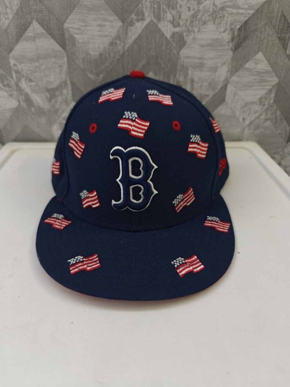 New Era Boston Red Sox USA All Over American Flags 7 1/4 Fitted Cap Hat 59Fifty